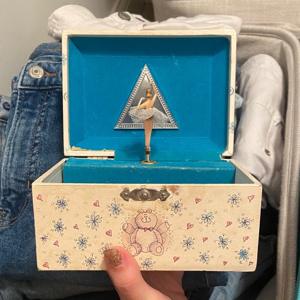 Vintage Floral Music Box with Ballerina